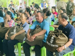 สมเด็จพระกนิษฐาธิราชเจ้าฯ พระราชทานสิ่งของ 750 ชุด ช่วยเหลือนักเรียนและประชาชนผู้ประสบอุทกภัย จ.น่าน